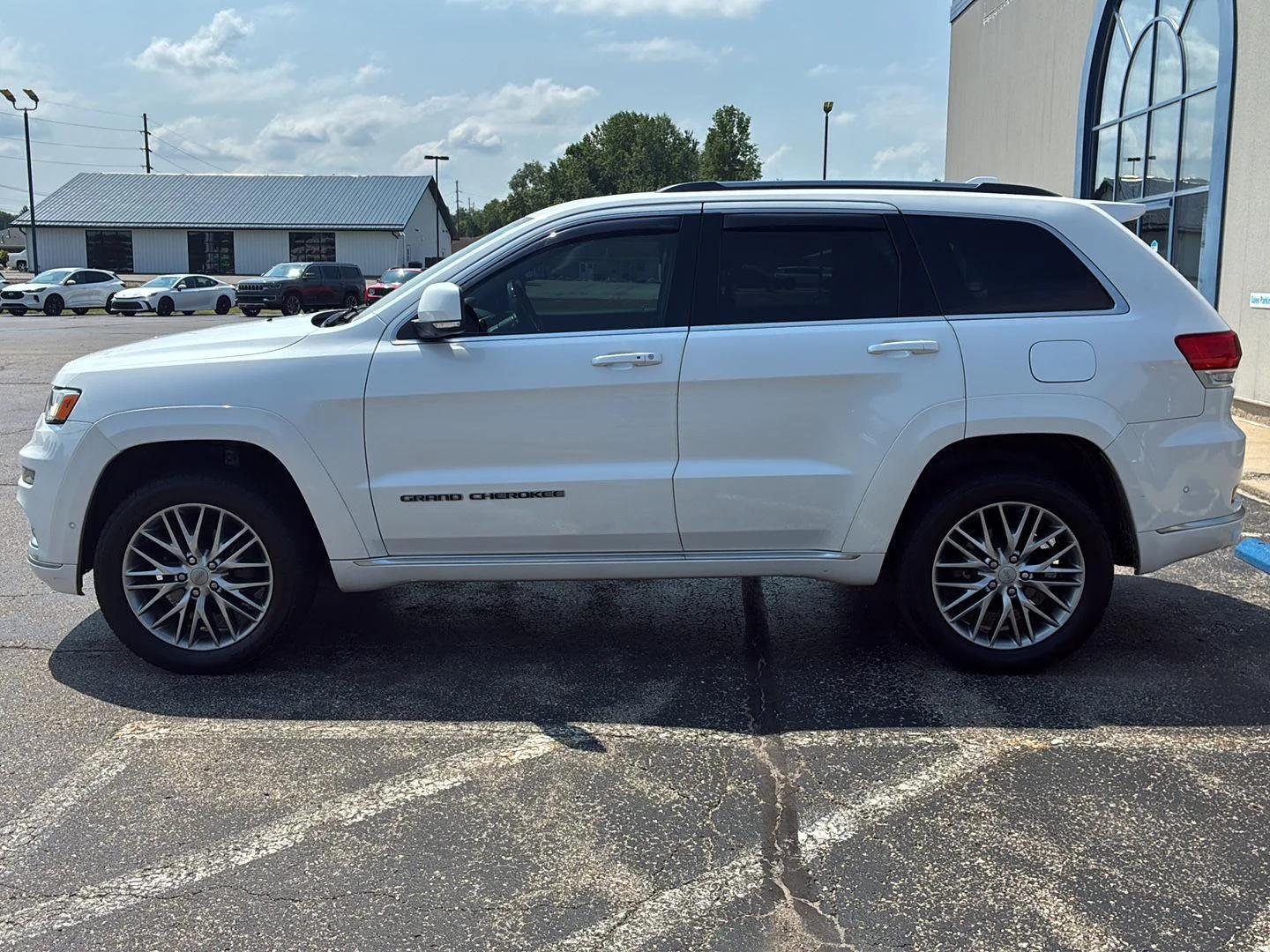 jeep grand cherokee 2017 1C4RJFJG4HC656330 image jeep grand cherokee 2017 1C4RJFJG4HC656330 image